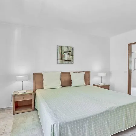 Isabel Vivenda Patroves