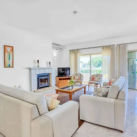 Isabel Vivenda Вилла