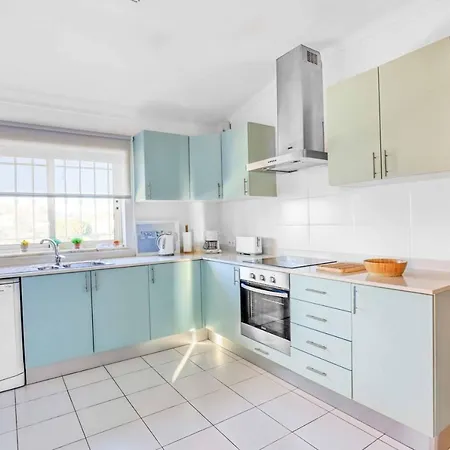 Isabel Vivenda Patroves